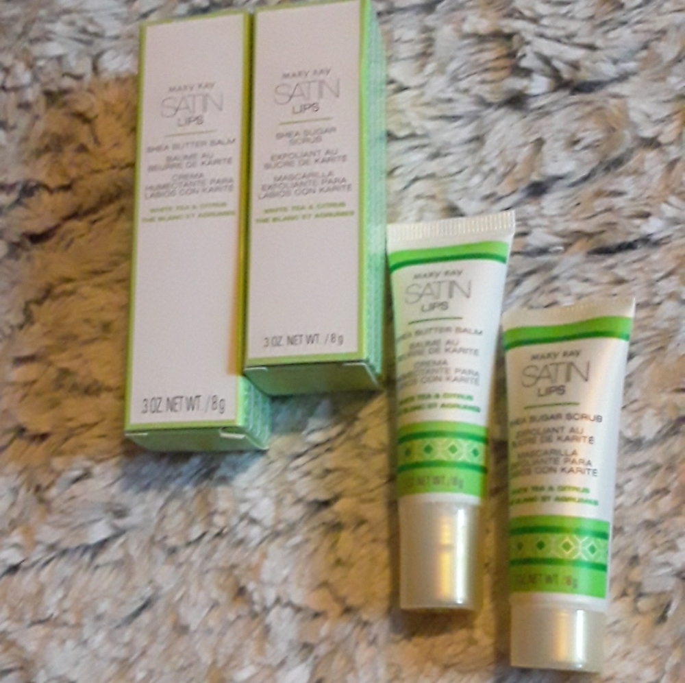 Satin Lips Scrub and Lip Balm